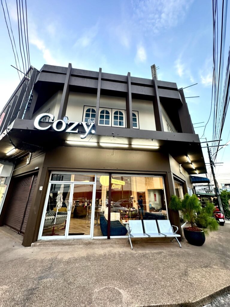 ร้าน 𝐶𝑂𝑍𝑌. 𝐶𝑂𝐹𝐹𝐸𝐸 • 𝑀𝐴𝑇𝐶𝐻𝐴 - 𝑆𝐼𝑆𝐴𝐾𝐸𝑇 อ.เมือง จ.ศรีสะเกษ